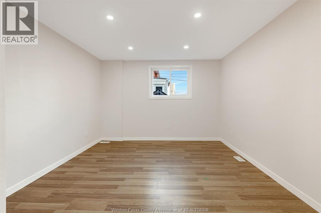 836 Pillette, Windsor, Ontario  N8Y 3B5 - Photo 7 - 26001883