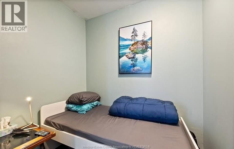 374 Rankin, Windsor, Ontario  N9B 2R7 - Photo 12 - 26001885