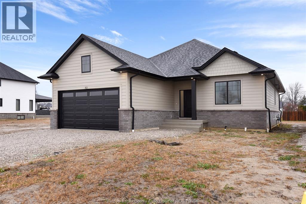 53 Belleview, Kingsville, Ontario  N0R 1B0 - Photo 3 - 26001922