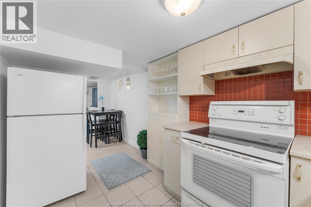 1229 Chilver, Windsor, Ontario  N8Y 2L2 - Photo 5 - 26002062