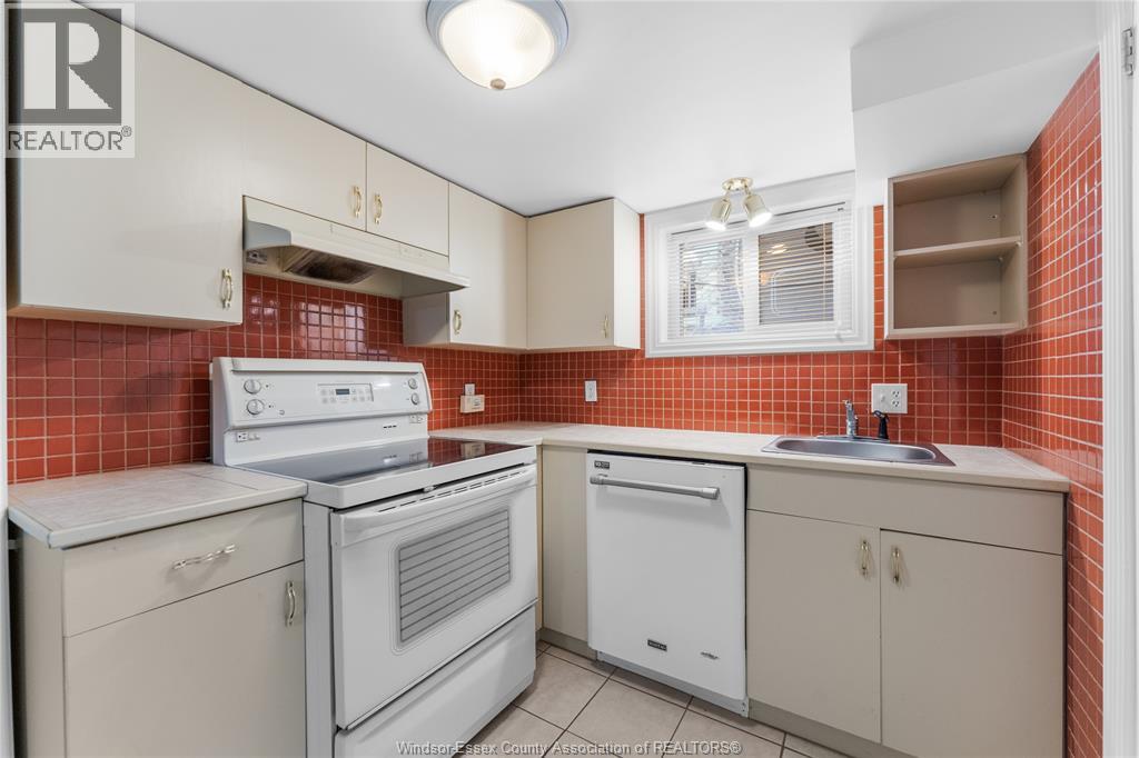 1229 Chilver, Windsor, Ontario  N8Y 2L2 - Photo 6 - 26002062