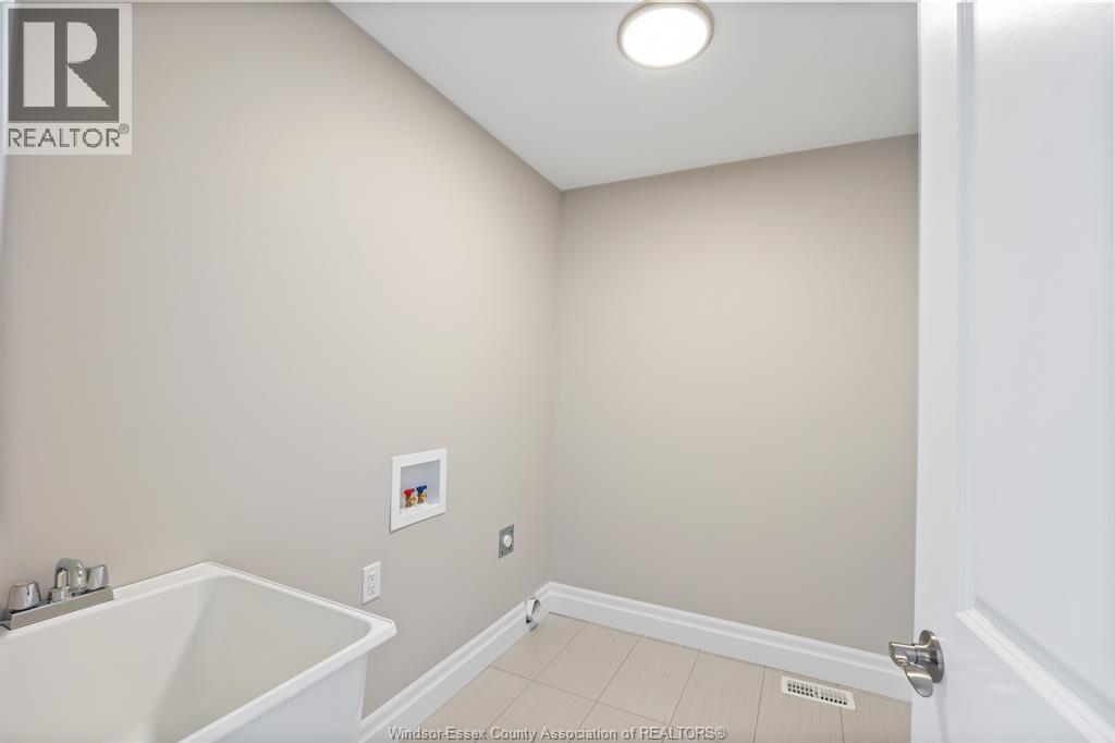 569 Holburn Street, Windsor, Ontario  N8X 0A3 - Photo 28 - 26002089