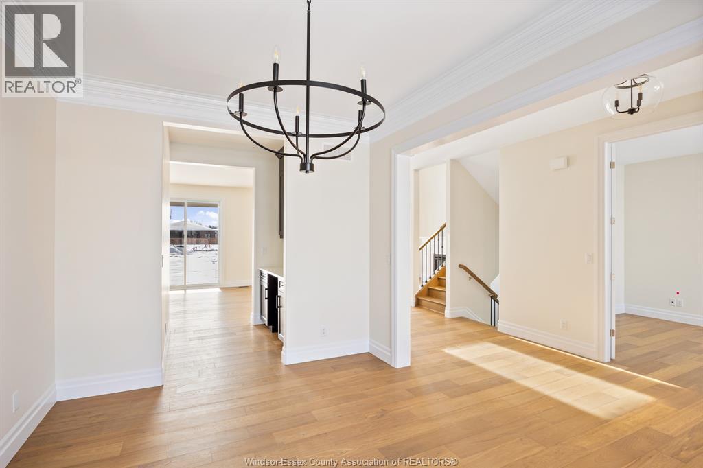 569 Holburn Street, Windsor, Ontario  N8X 0A3 - Photo 6 - 26002089