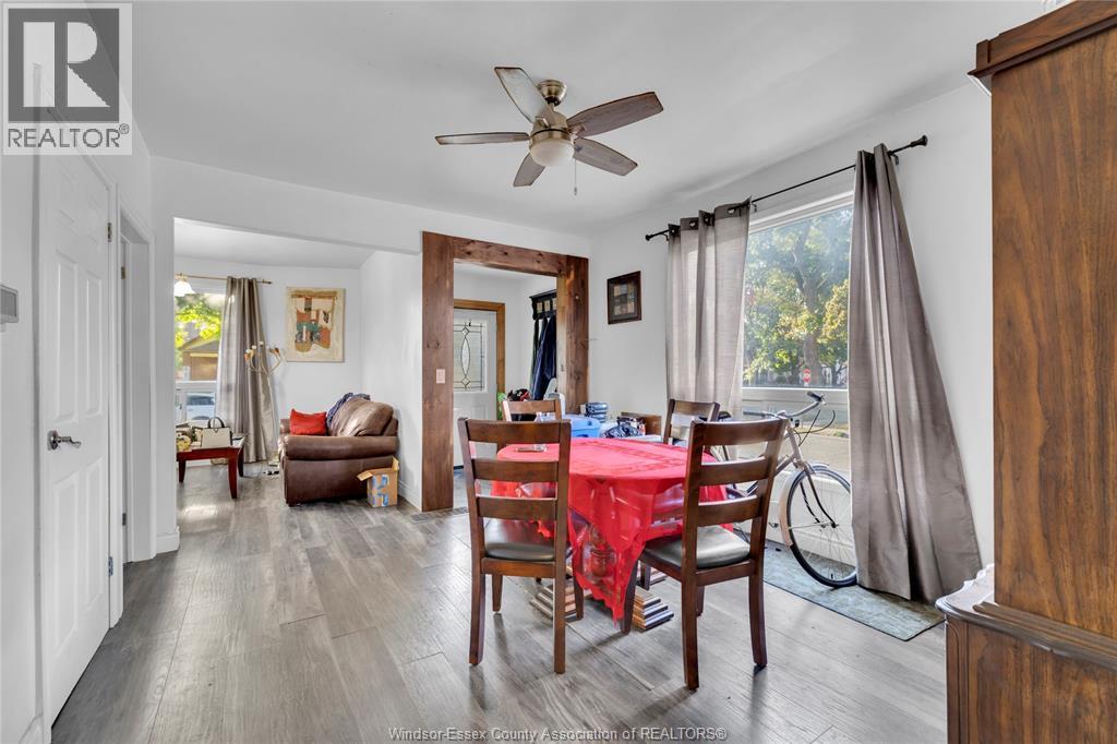 304 Langlois Avenue, Windsor, Ontario  N9A 2G1 - Photo 7 - 26002033