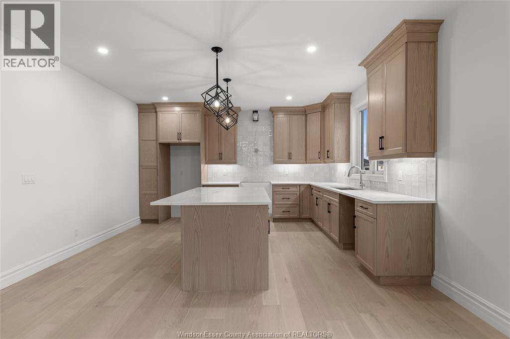 357 Marla Crescent, Lakeshore, Ontario  N0R 1A0 - Photo 7 - 26002128