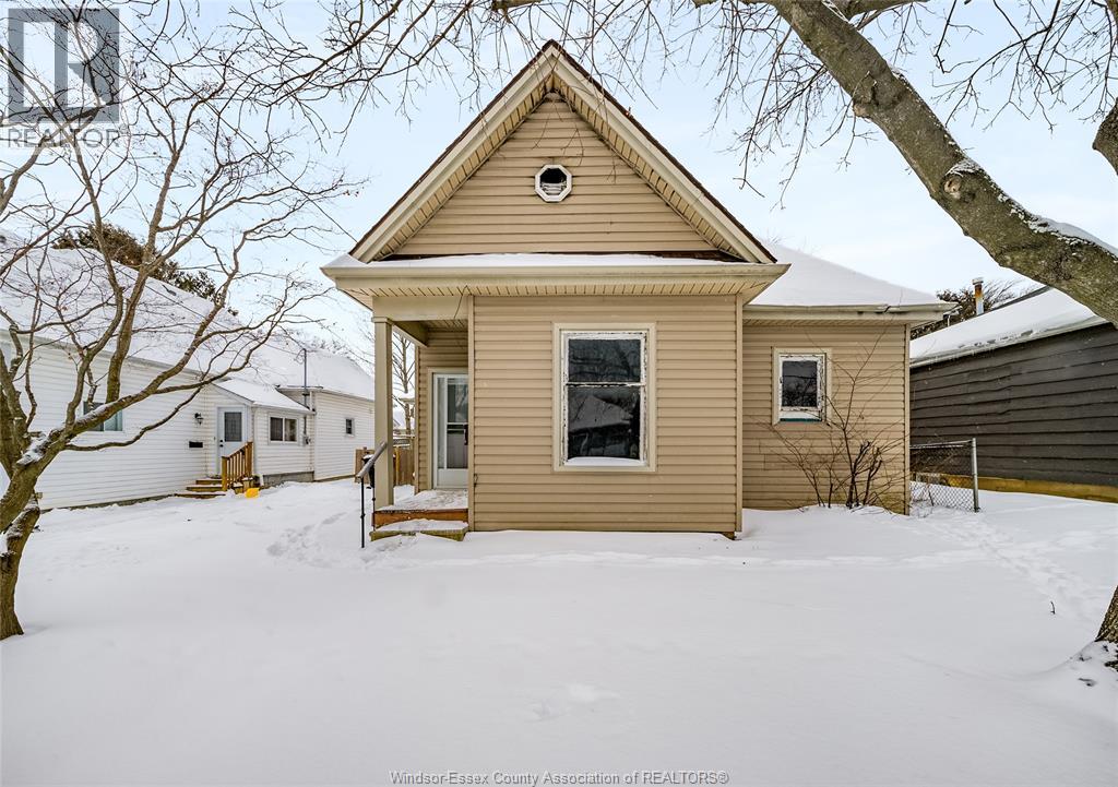 158 WEST STREET, Chatham, Ontario