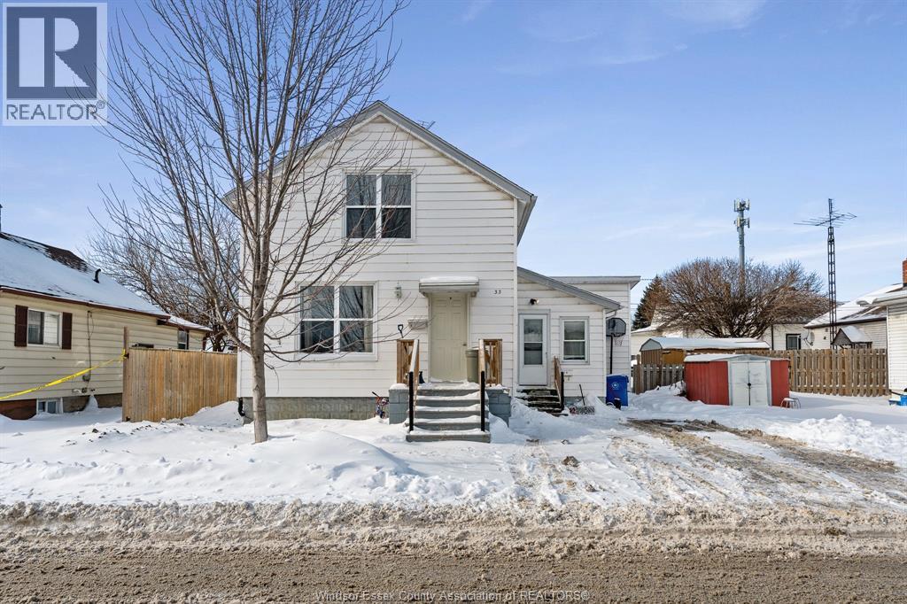 33 Victoria Avenue North, Leamington, Ontario  N8H 2V8 - Photo 1 - 26002221