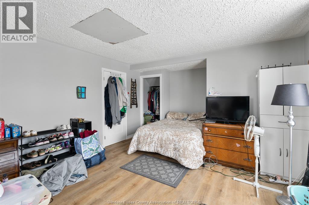 33 Victoria Avenue North, Leamington, Ontario  N8H 2V8 - Photo 10 - 26002221