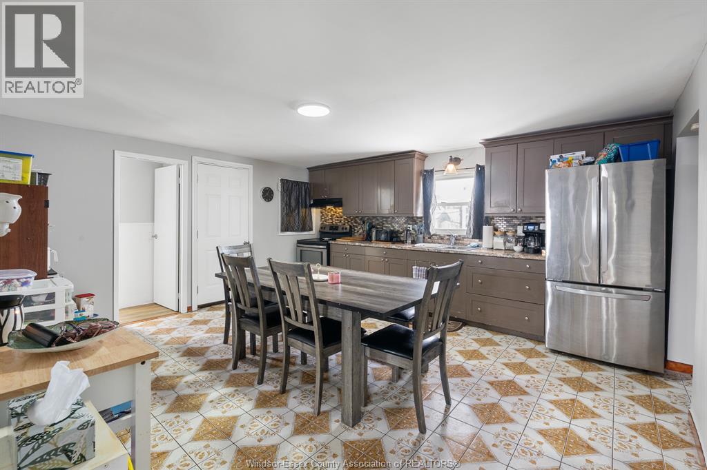 33 Victoria Avenue North, Leamington, Ontario  N8H 2V8 - Photo 7 - 26002221