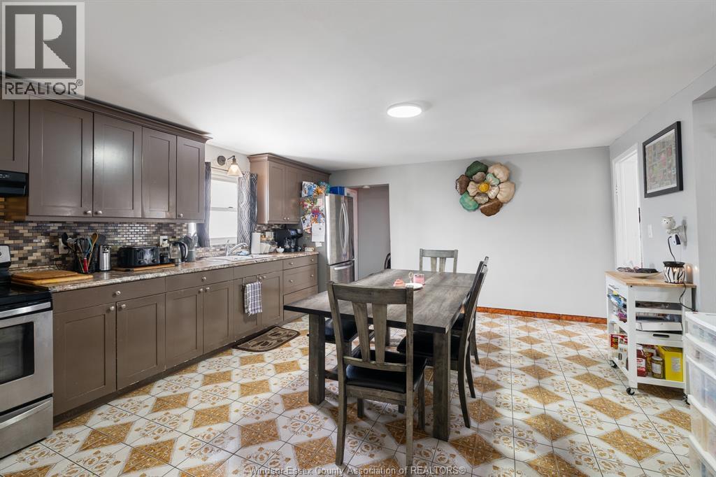 33 Victoria Avenue North, Leamington, Ontario  N8H 2V8 - Photo 8 - 26002221