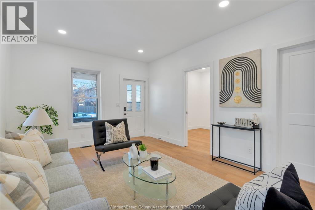 651 Brock Street, Windsor, Ontario  N9C 2T1 - Photo 5 - 26002321