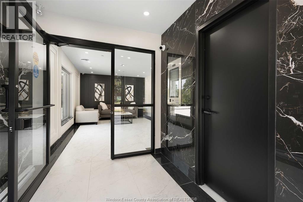 755 Grand Marais Unit# 208, Windsor, Ontario  N8X 3H8 - Photo 3 - 26002347
