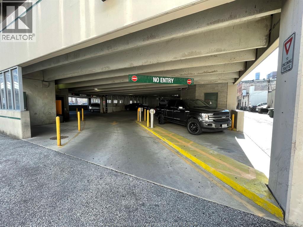 500 Ouellette Avenue, Windsor, Ontario  N9A 1B7 - Photo 16 - 26002047