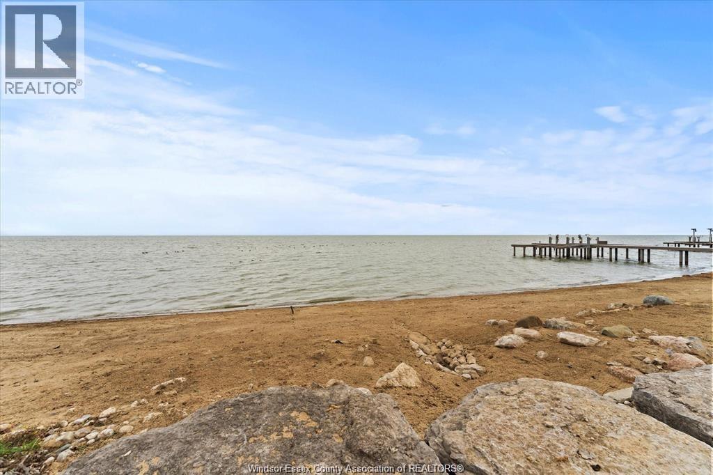 1094 Lilydale, Lakeshore, Ontario  N8L 0Z2 - Photo 38 - 26002379