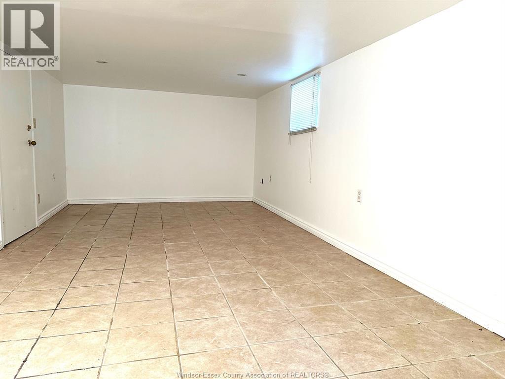 726 Partington, Windsor, Ontario  N9B 2N7 - Photo 22 - 26002380