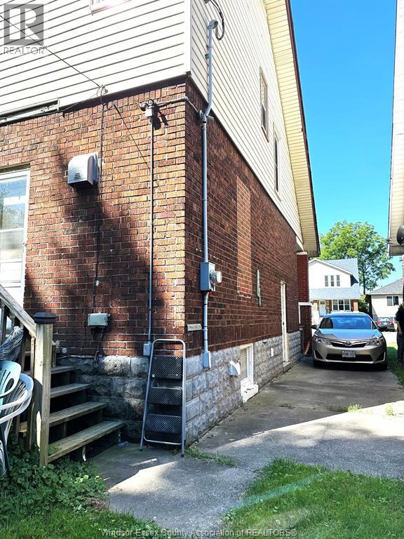 726 Partington, Windsor, Ontario  N9B 2N7 - Photo 33 - 26002380