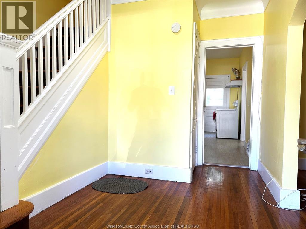 726 Partington, Windsor, Ontario  N9B 2N7 - Photo 4 - 26002380