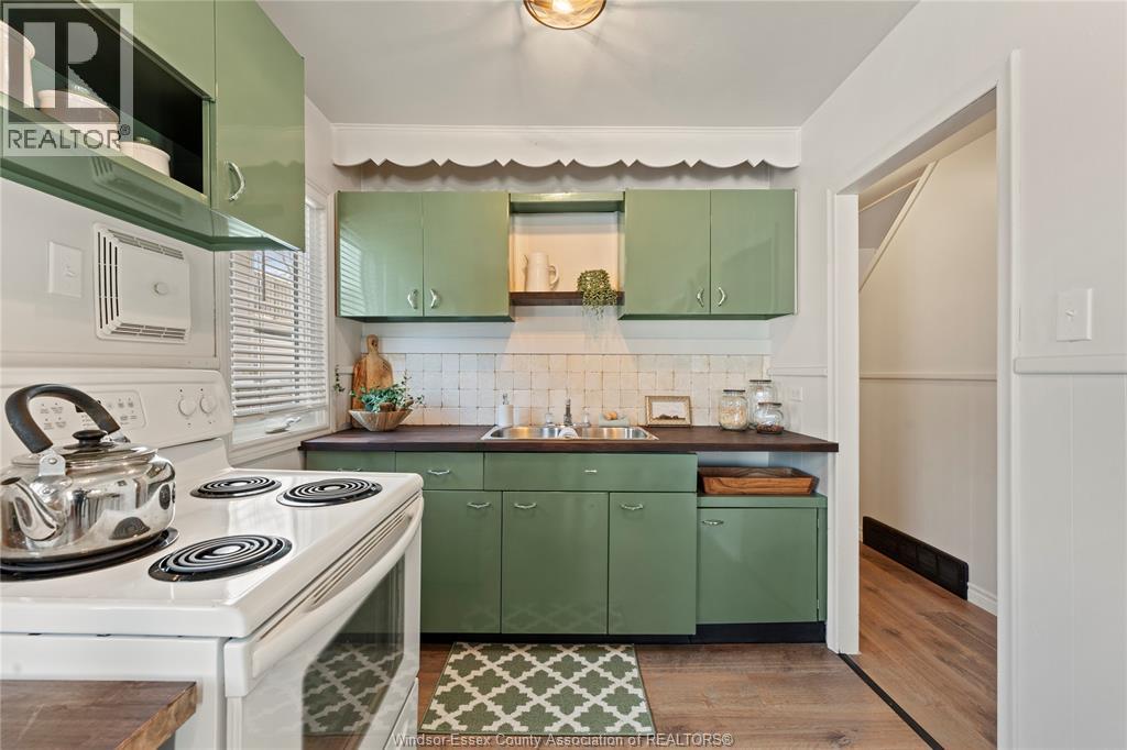 29 Whitwam Avenue, Leamington, Ontario  N8H 2P5 - Photo 12 - 26002376