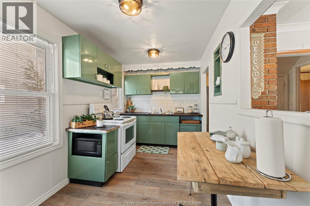 29 Whitwam Avenue, Leamington, Ontario  N8H 2P5 - Photo 15 - 26002376