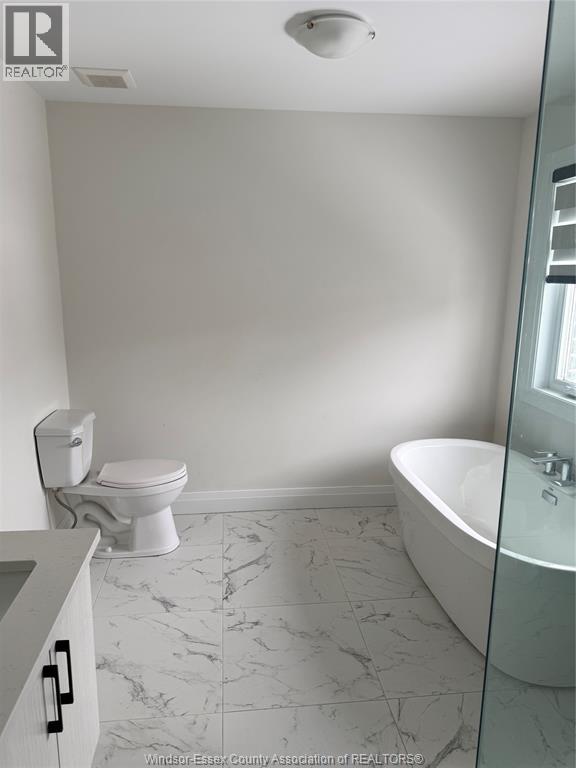 4278 John Ross Court, Windsor, Ontario  N8W 0B5 - Photo 9 - 26002406