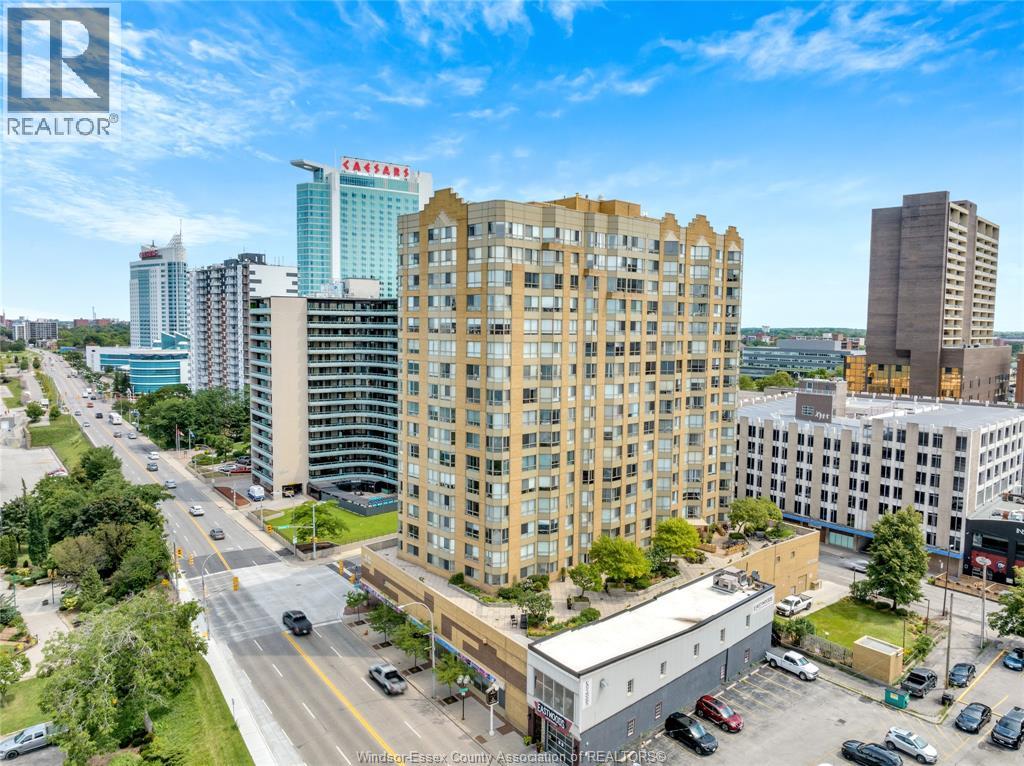 75 Riverside Drive East Unit# 1005, Windsor, Ontario  N9A 7C4 - Photo 2 - 26002404