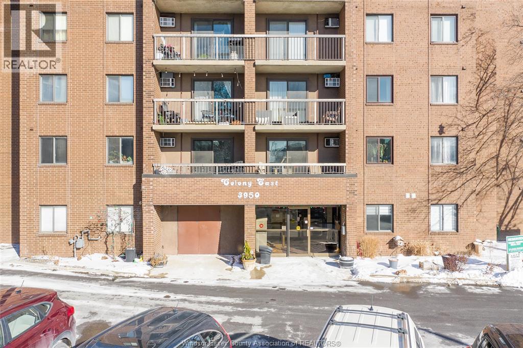 3950 Wyandotte Street Unit# 105, Windsor, Ontario  N8Y 1G5 - Photo 3 - 26002220