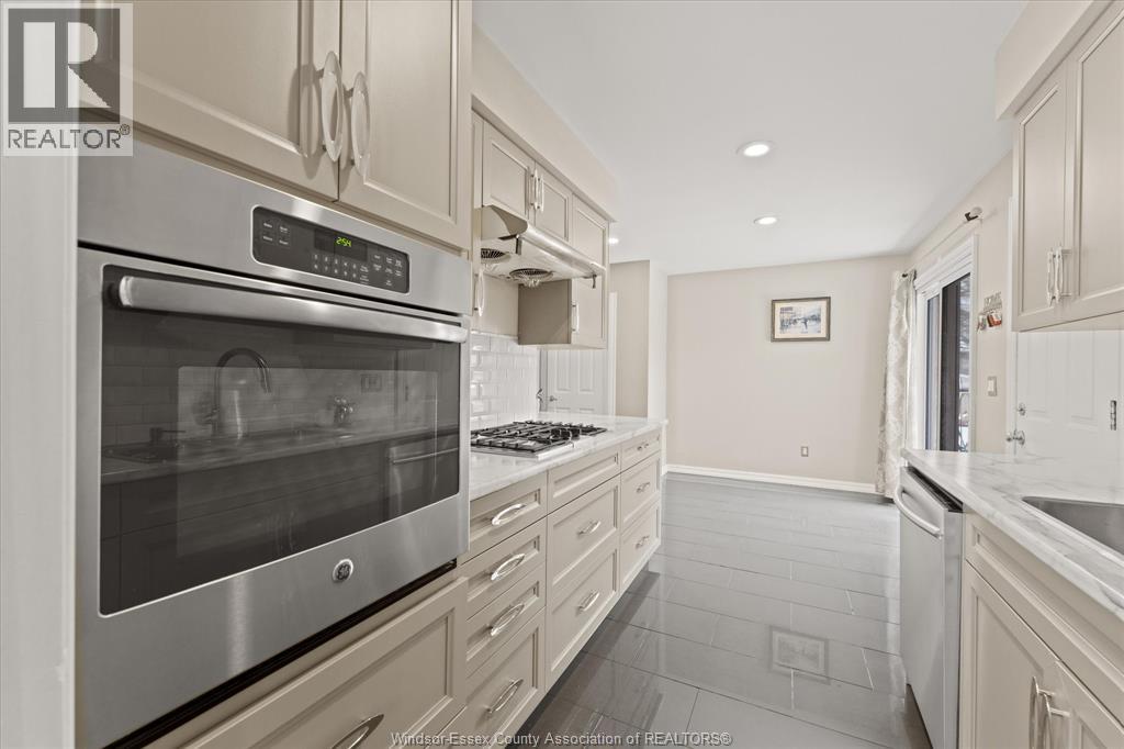 386 Woodridge, Tecumseh, Ontario  N8N 3A8 - Photo 10 - 26002508