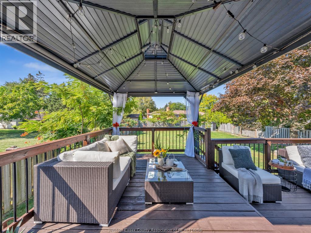 3157 Robinet, Windsor, Ontario  N8R 1P7 - Photo 10 - 26002541