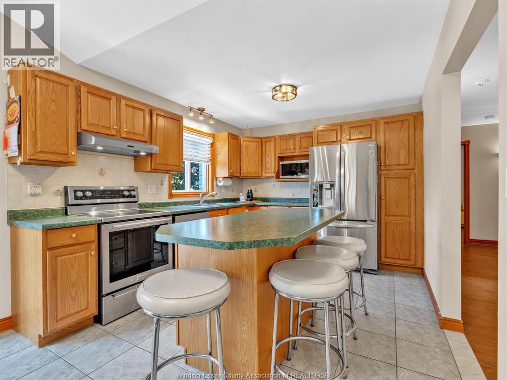 3157 Robinet, Windsor, Ontario  N8R 1P7 - Photo 27 - 26002541