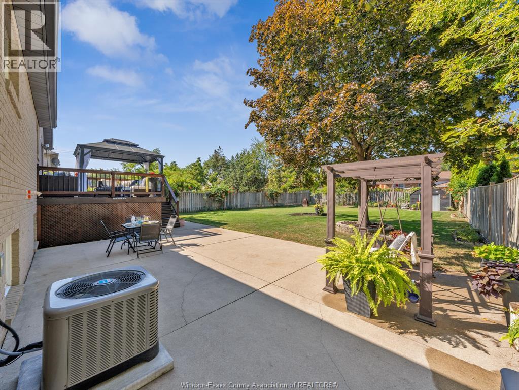 3157 Robinet, Windsor, Ontario  N8R 1P7 - Photo 7 - 26002541