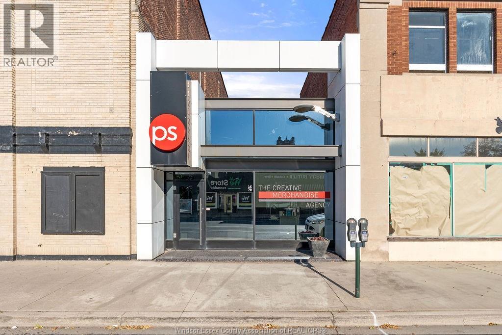 1570 Wyandotte East, Windsor, Ontario  N9A 3L3 - Photo 1 - 26002570