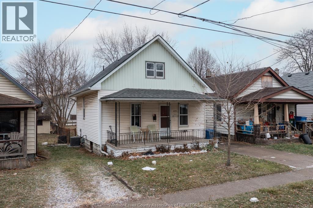623 Tournier Street, Windsor, Ontario  N9C 3G9 - Photo 3 - 26002576