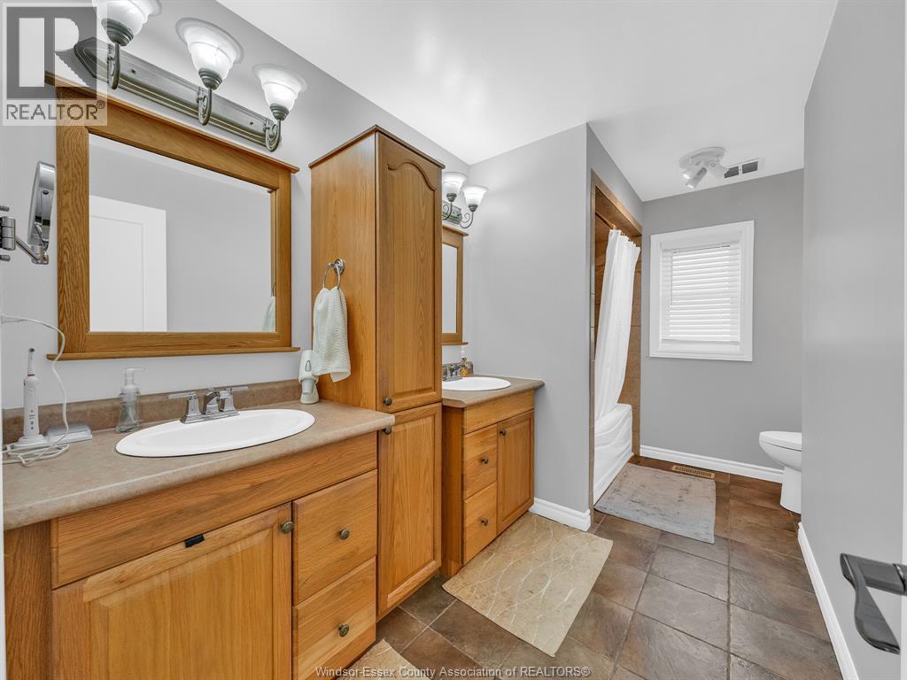 7 Longbeach Drive, Leamington, Ontario  N8H 4H9 - Photo 19 - 26002568