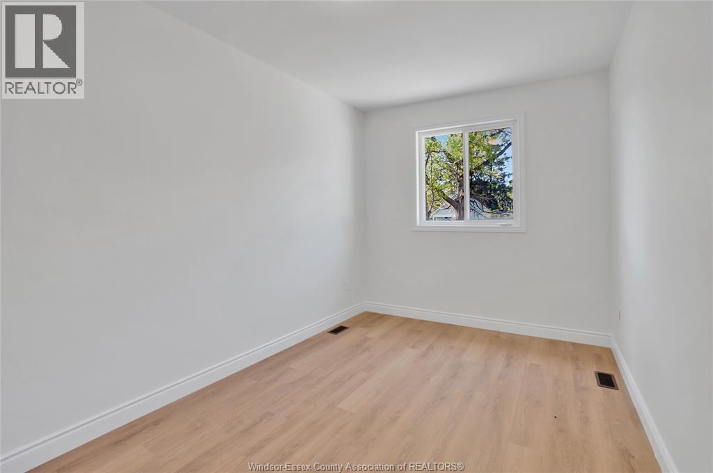 720 Grand Marais East Unit# Upper, Windsor, Ontario  N8X 3H8 - Photo 15 - 26002611