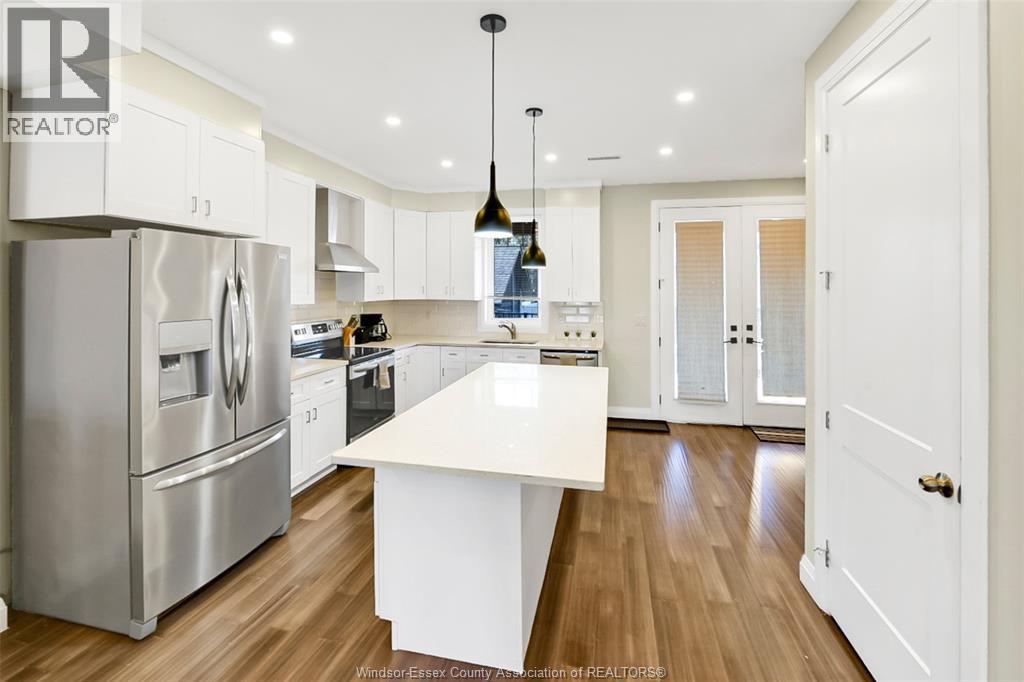 955 Walker Road, Windsor, Ontario  N8Y 2N6 - Photo 4 - 26002671