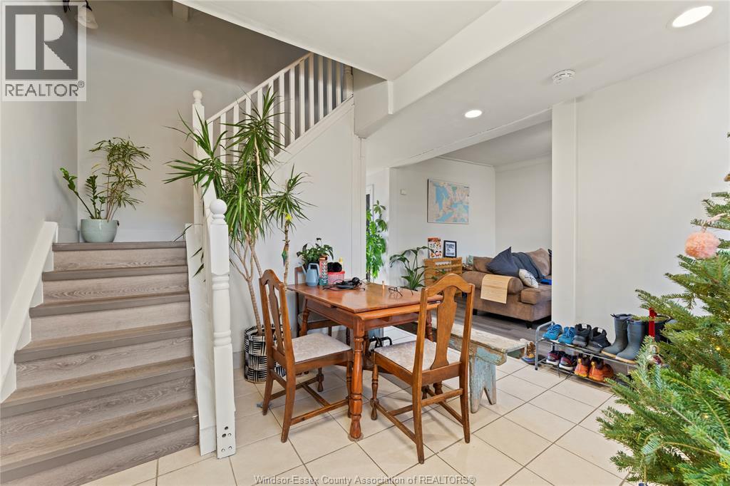 977 Gladstone, Windsor, Ontario  N9A 2R5 - Photo 13 - 26002720