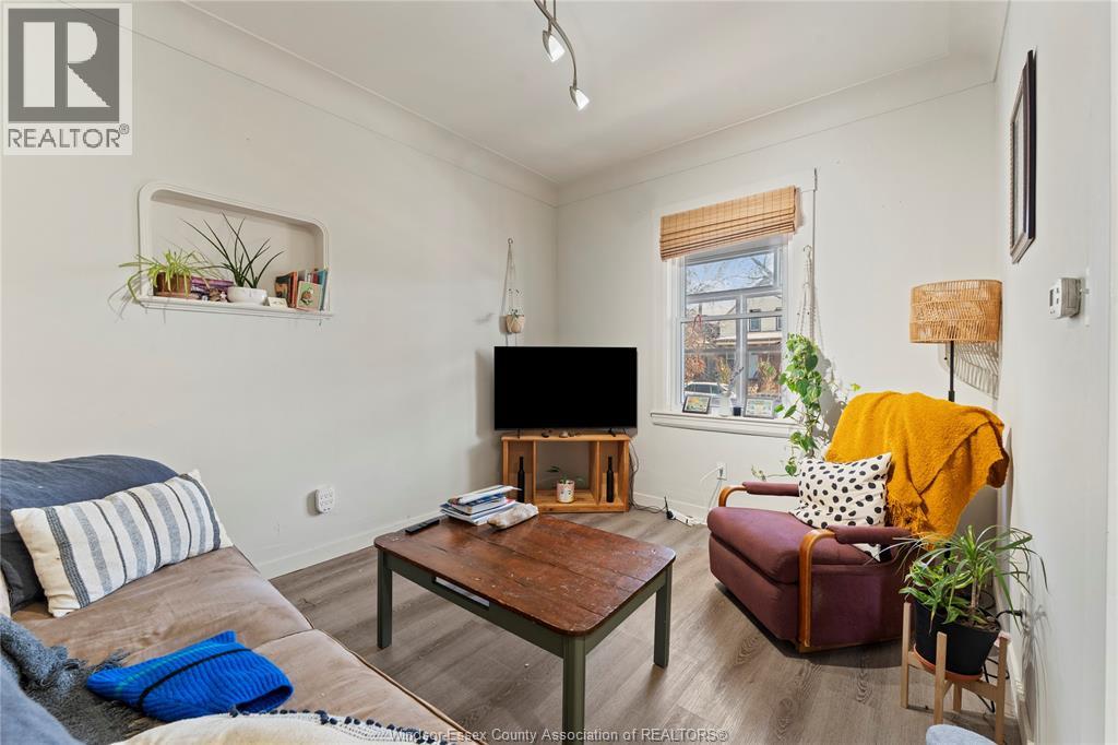 977 Gladstone, Windsor, Ontario  N9A 2R5 - Photo 8 - 26002720