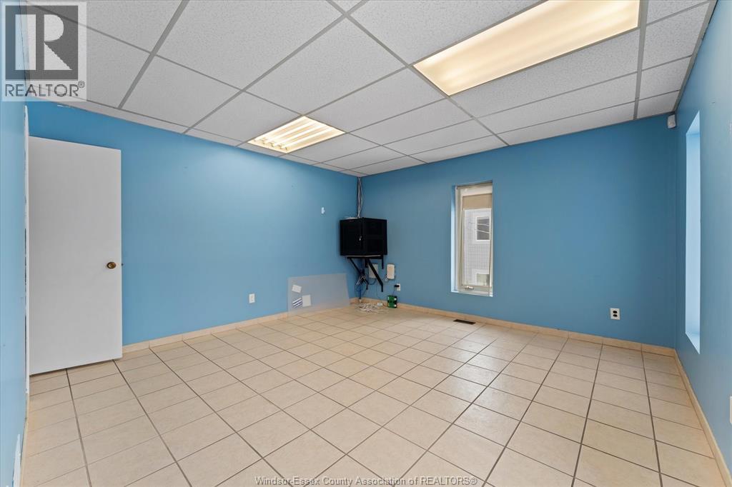 5230 Burke Street, Tecumseh, Ontario  N9A 6J3 - Photo 31 - 26002735