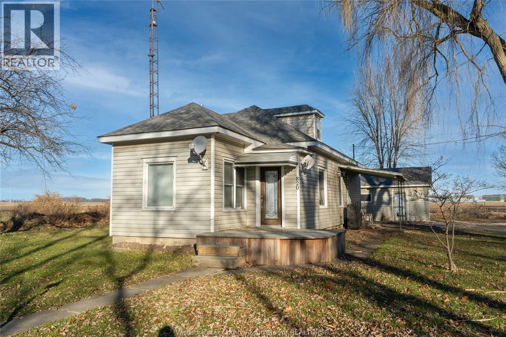 820 TOWANDA BOULEVARD, Erie Beach, Ontario