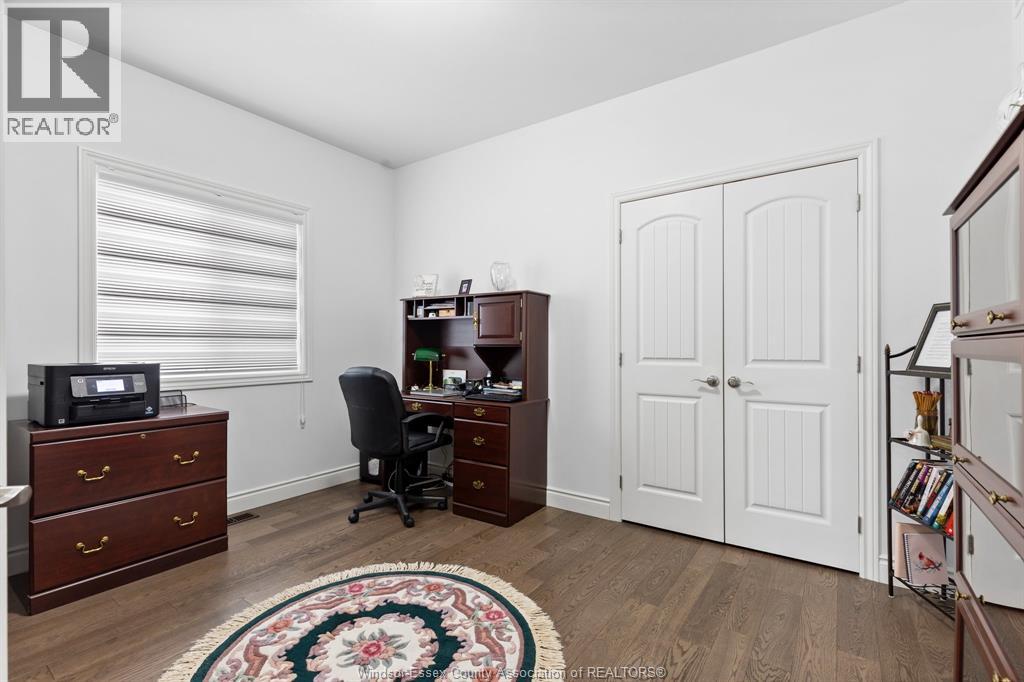 230 Mclellan Avenue, Amherstburg, Ontario  N9V 0H1 - Photo 9 - 26002819