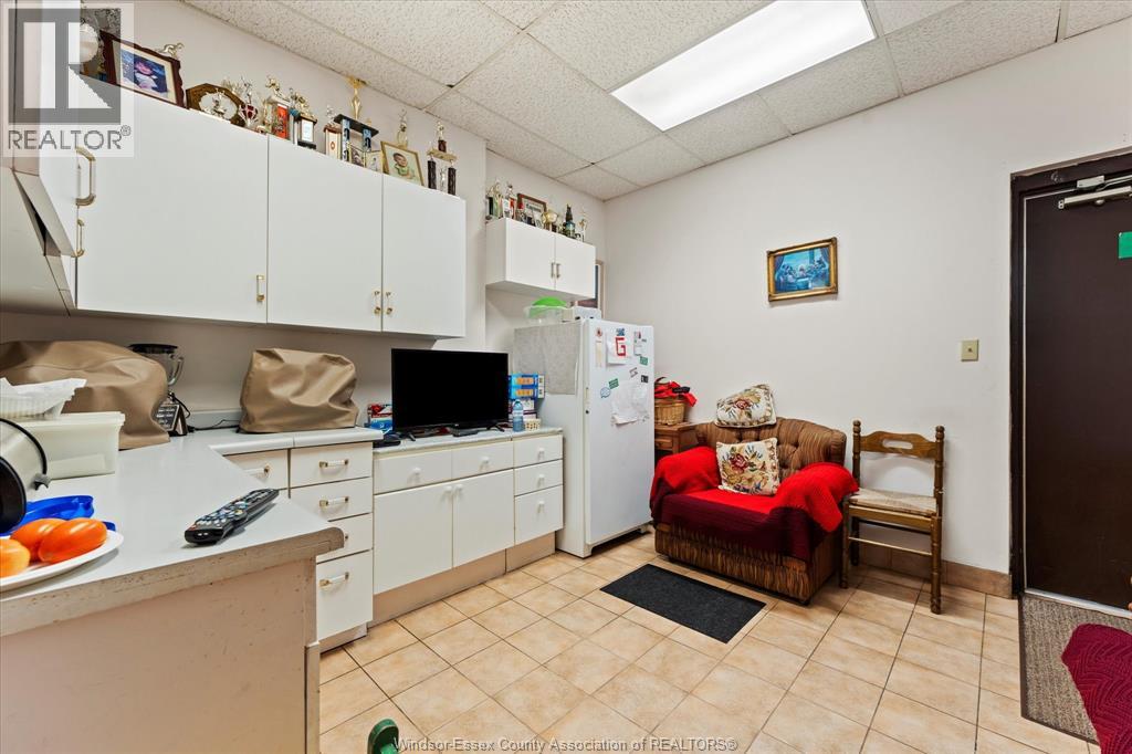 871 Erie Street East, Windsor, Ontario  N9A 3Y7 - Photo 17 - 26002914