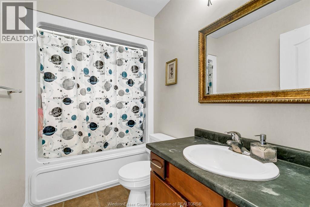 4274 Canberra, Windsor, Ontario  N9G 3E7 - Photo 10 - 26002822