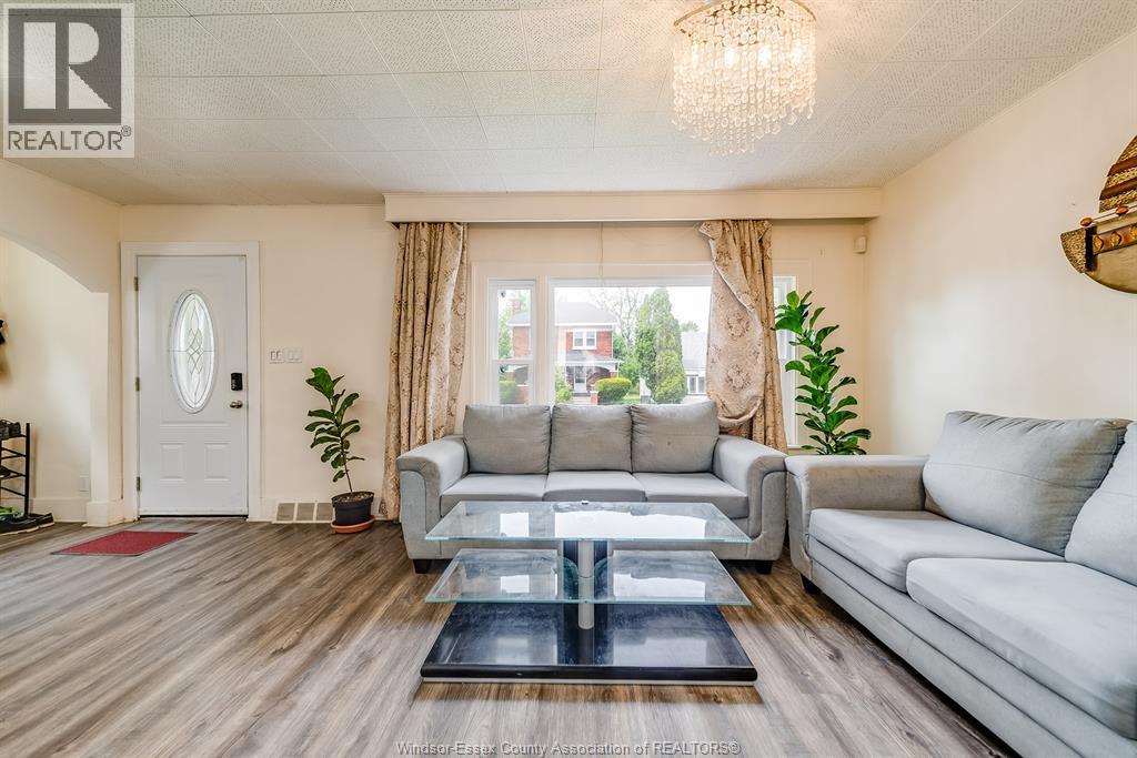 788 Josephine Avenue, Windsor, Ontario  N9B 2L3 - Photo 10 - 26003029