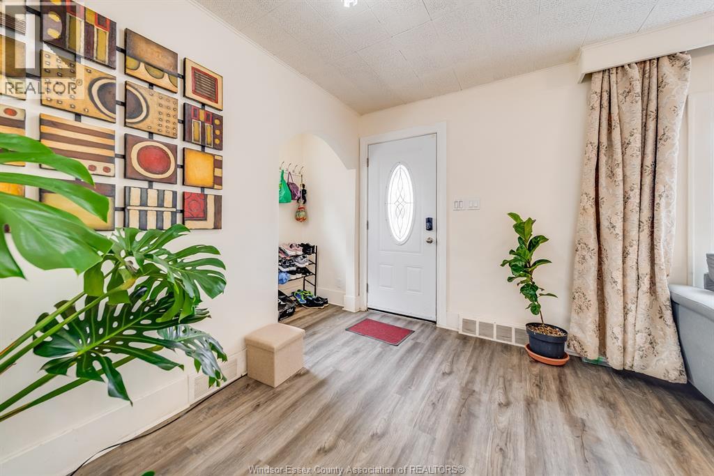 788 Josephine Avenue, Windsor, Ontario  N9B 2L3 - Photo 11 - 26003029