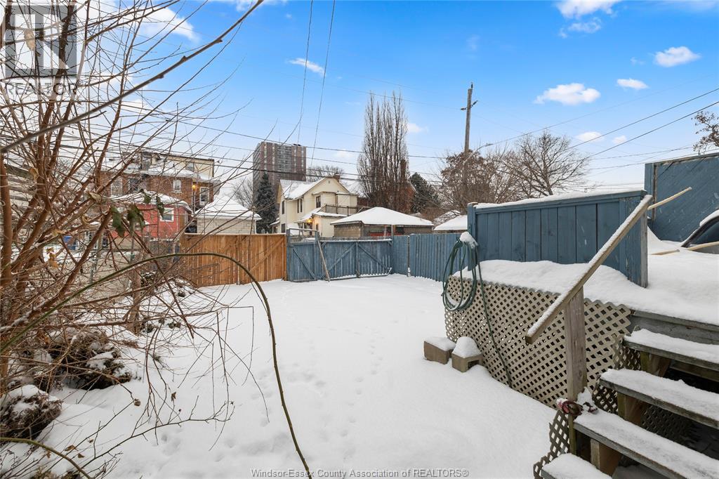 722 Dougall Unit# Main, Windsor, Ontario  N9A 4P8 - Photo 14 - 26003052