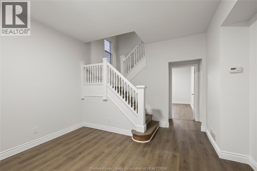 722 Dougall Unit# Main, Windsor, Ontario  N9A 4P8 - Photo 6 - 26003052