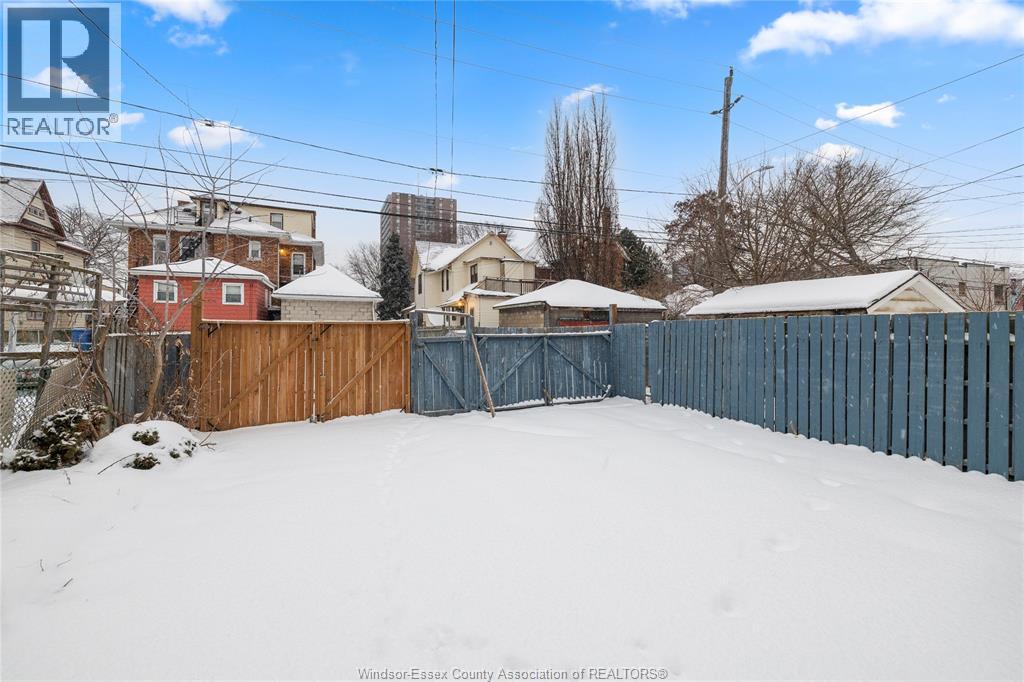 722 Dougall Unit# Upper, Windsor, Ontario  N9A 4P8 - Photo 13 - 26003065