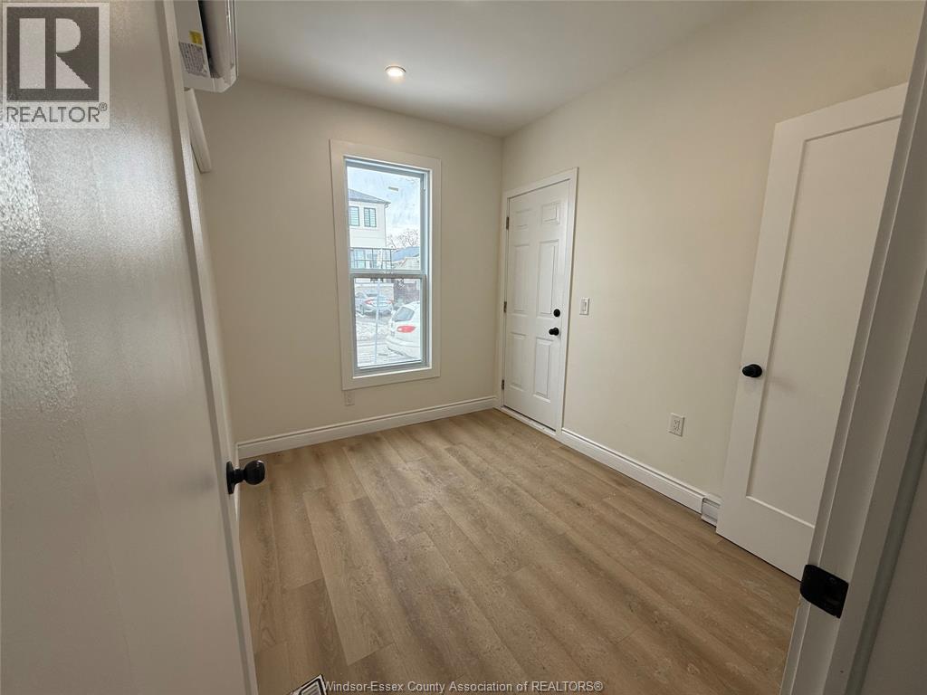 191 Marentette Unit# 1, Windsor, Ontario  N9A 1Y3 - Photo 3 - 26002996