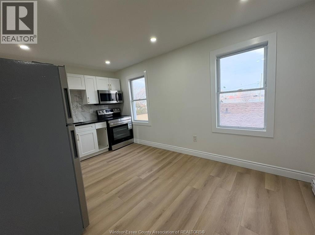 786 Chatham Street East Unit# 2, Windsor, Ontario  N9A 1Y3 - Photo 2 - 26003000