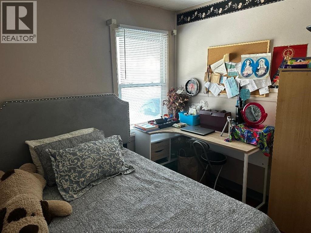1674 Parent Avenue, Windsor, Ontario  N8X 4K1 - Photo 4 - 26003109